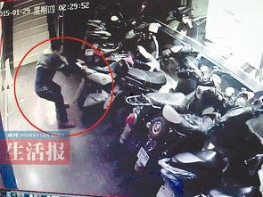偷车视频,街头偷车瞬间，警方全力追查