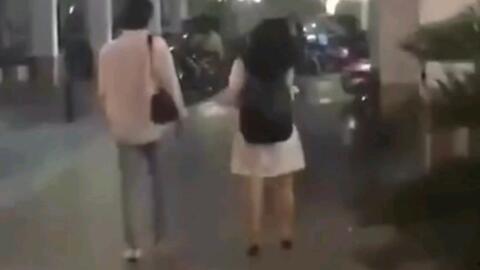 男女活塞视频,男女活塞视频揭秘爱情火花瞬间