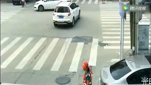 成都卢琴别车视频,一场引发网友热议的街头冲突