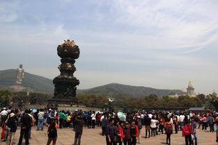 灵山大佛九龙灌浴视频,千年古刹的神秘洗礼