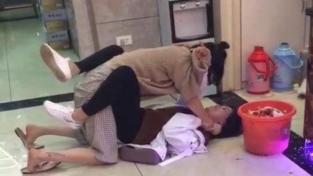 打架的视频,一场激烈打架视频回顾