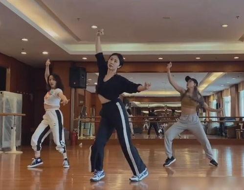 我的好朋友舞蹈视频,好友舞蹈风采瞬间回顾