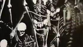 渣哥跳舞那段视频,燃情四溢，舞动青春风采